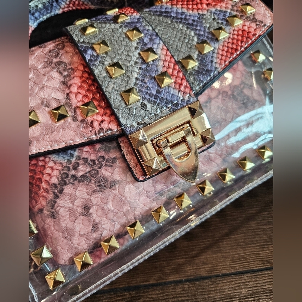 NWOT Studded Snakeskin Women's Bag + Pouch Set - Picture 3 of 16